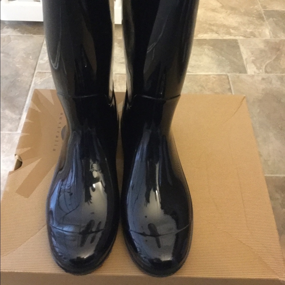 New Ugg Rain boots